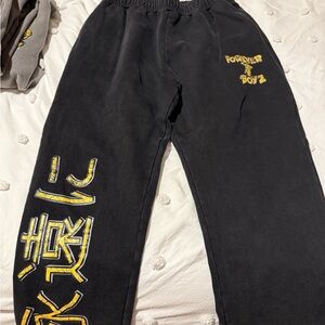 Forever Boyz Size XL sweatpants